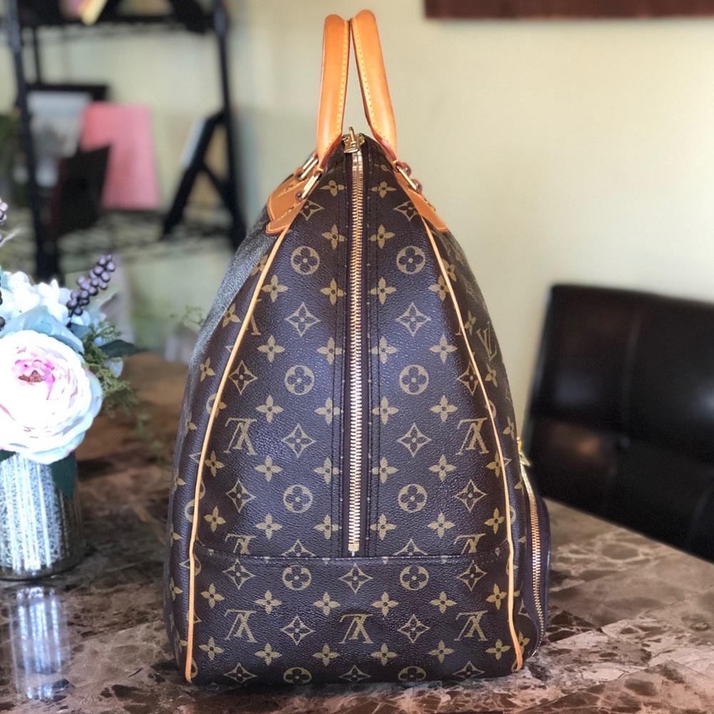 AUTH Louis Vuitton Evasion VINTAGE & PRISTINE🌺 - Picture 3 of 8